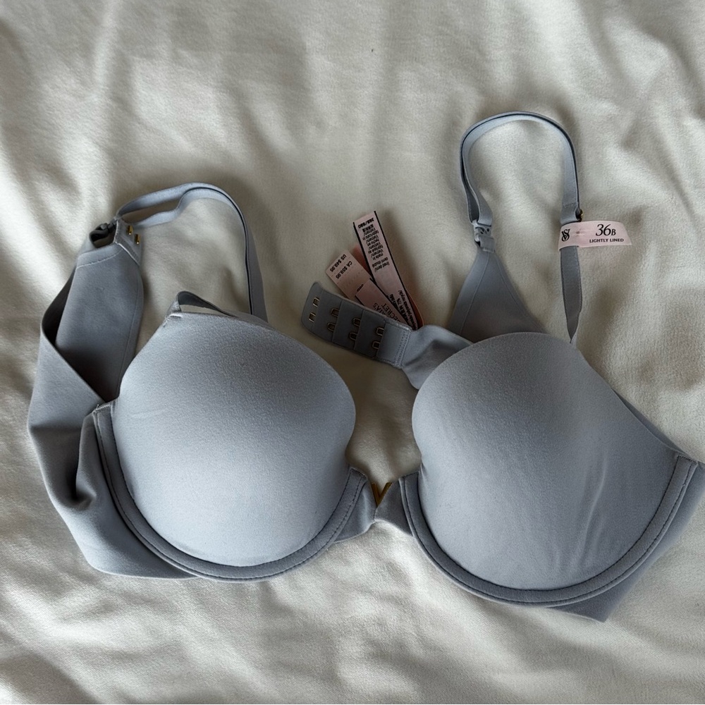 Victoria's Secret Light Gray Bra NWT 36B